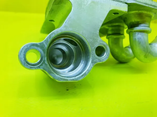 Gebruikte oliekoeler OEM 4G0317021AR voor Audi image 4