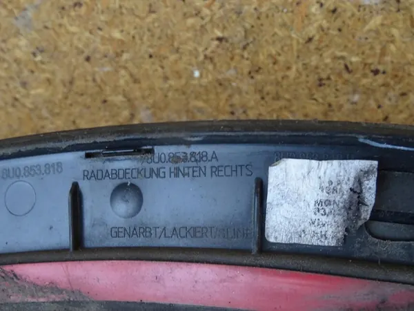 AUDI Q3 8U S-LINE 11-14 Oikea Takalokasuoja image 6