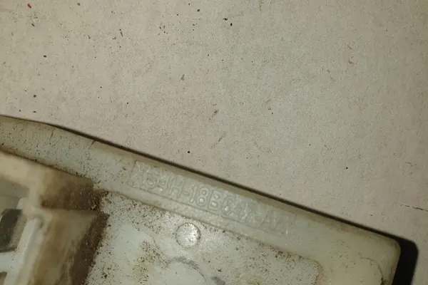 Heater Fan Relay FORD MONDEO I 1.8L image 4