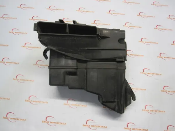 Luftfilterhus OEM 9670624680 för Citroen C3 Picasso image 3