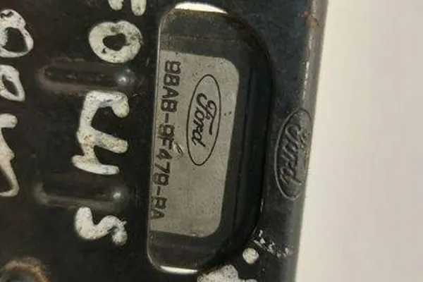 Válvula eletromagnética FORD FOCUS IV 1.8L gasolina image 3