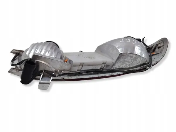 BMW 6 E63 Bak Höger Dimljus OEM 6911900 image 6