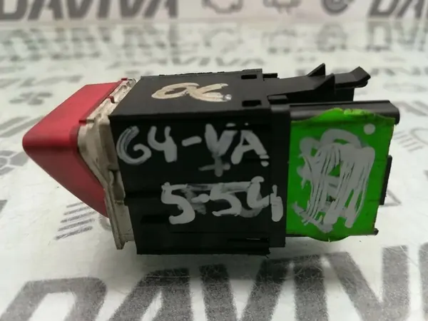 VW Golf Warnlichtschalter Front Zentrum 2007 Hatchback OEM image 3