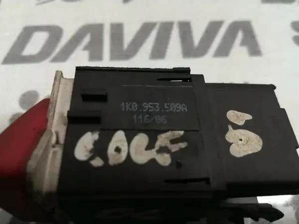 VW Golf Warnlichtschalter Front Zentrum 2007 Hatchback OEM image 4