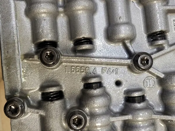 Automaattivaihteiston Mekatroniikka Audi A4 B8 A5 8T Quattro image 7