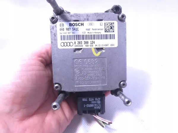 Audi A8 S8 D4 Tutkasensorit OEM 4H0907541C Sarja image 3
