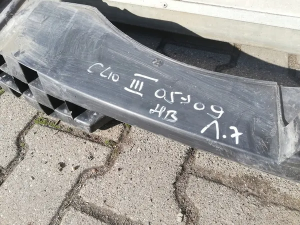 Takapuskuri Renault Clio III 05-09 HB image 3