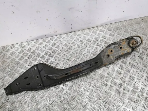 Chrysler Vorderes Hilfsrahmen OEM AMD195112 image 4