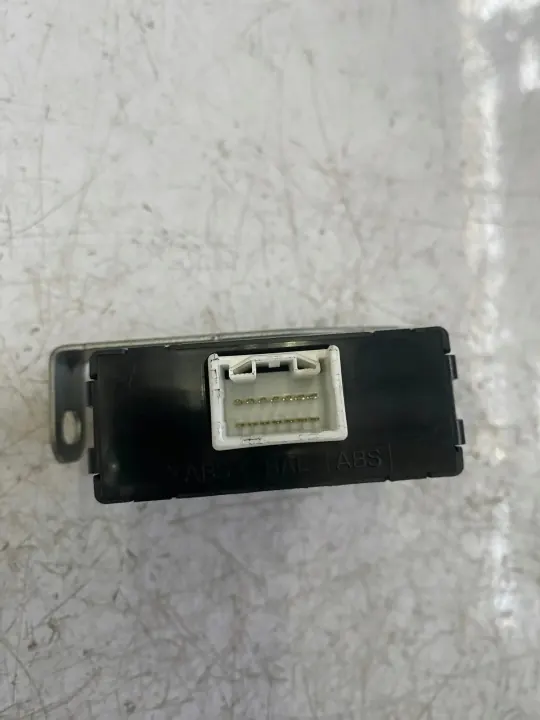 Lexus Immobilizer Module OEM 89780-48021 image 3