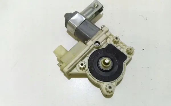 Takaluukun moottori BMW 7 E65 E66 2004 image 2