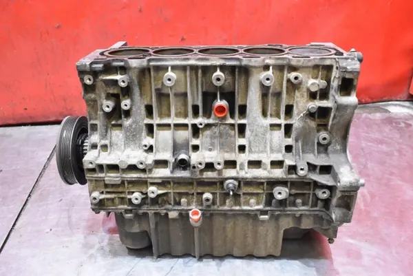 Motorblok onderdeel mamAUTO-1044438-B5244S Volvo image 2