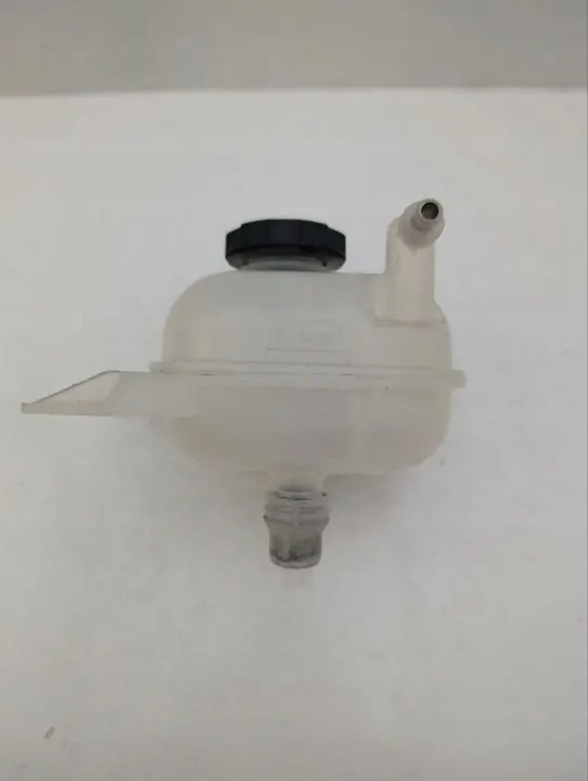 Kylvätskebehållare OEM 68379827AB Jeep Grand Cherokee image 3
