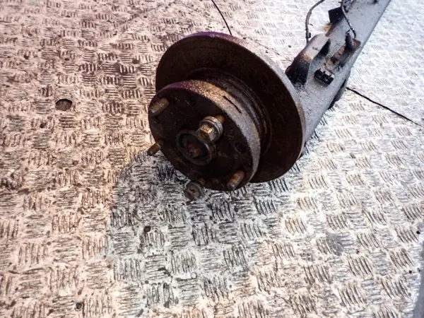 Viga do eixo traseiro Ford Transit VII OEM Zawada-309915- image 3