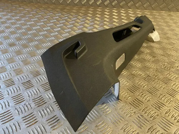 OEM 9811349977 Support d'étagère coffre Peugeot 5008 II image 3