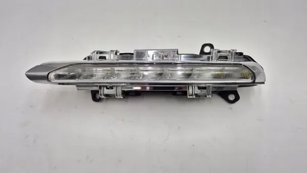 Lâmpada DRL esquerda OEM A2218201756 para Mercedes W218/W221 image 2