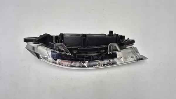 Lâmpada DRL esquerda OEM A2218201756 para Mercedes W218/W221 image 3