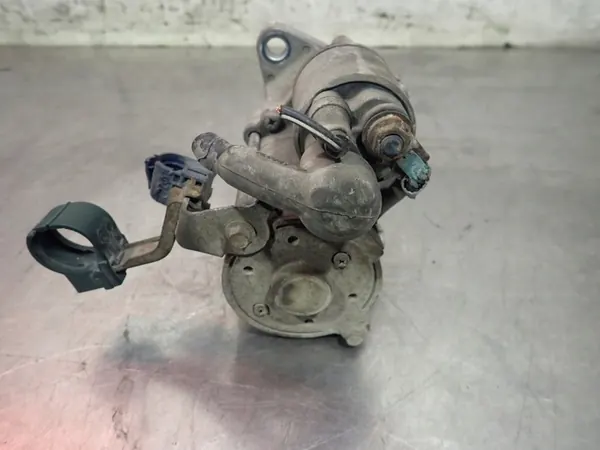 Avviatore Honda Civic VI 1.4 image 4