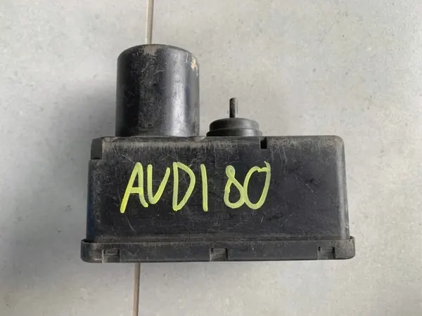 Bomba de cierre central OEM 443862257B para Audi 80/100 image 3
