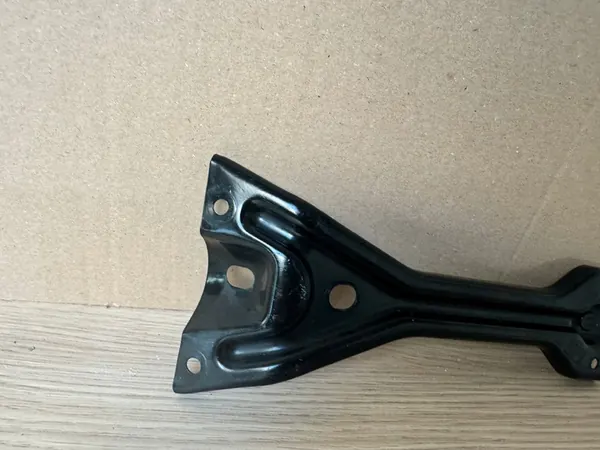 Volkswagen Caddy Framskärm Låshållare image 3