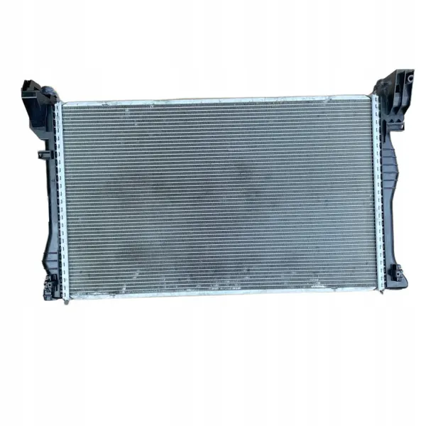 Mercedes VITO W447 vesijäähdytin OEM A4475010001 image 6
