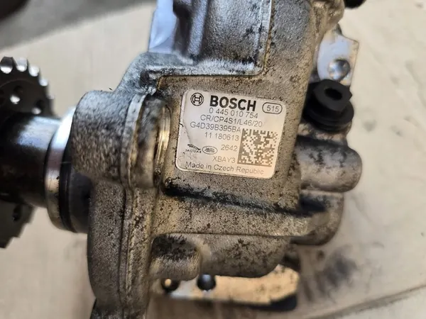 JAGUAR XF II X250 2.0D Bomba de combustible alta presión G4D39B395BA image 3