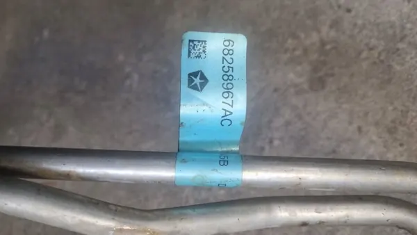 Ölleitung Dodge Durango OEM 68258967AC 5.7L image 4