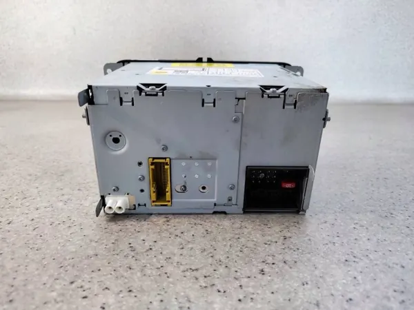 OEM 3c8035190c radio VW Passat B7:lle & Tiguanille image 5