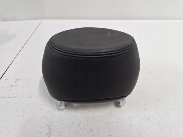 Fiat 500X Achterste middelste hoofdsteun OEM SDFGHGFDWEFRGHFDFGH image 4