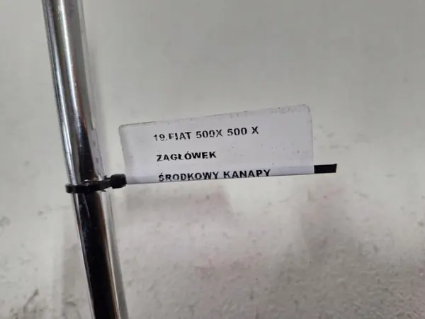 Fiat 500X Achterste middelste hoofdsteun OEM SDFGHGFDWEFRGHFDFGH image 5