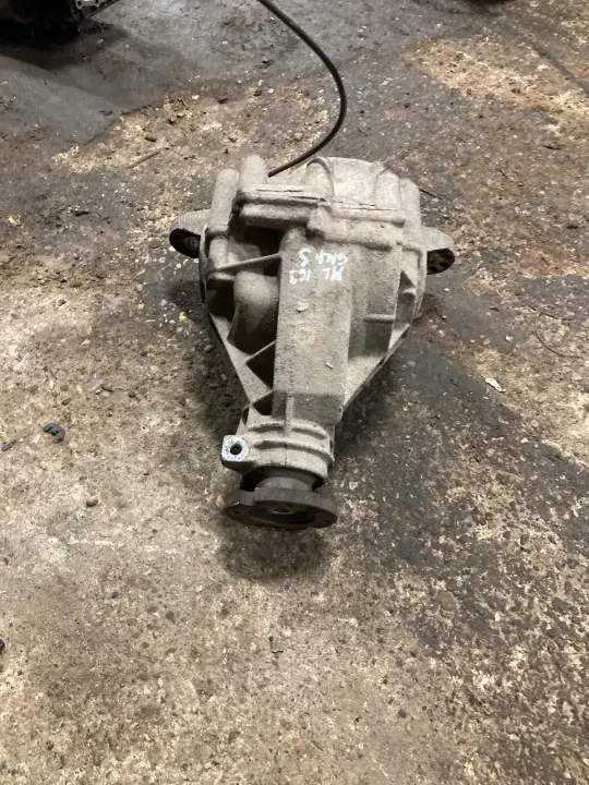 Achterdifferentieel MERCEDES-BENZ M (W163) A1633500414 2.7L diesel 2003 image 3