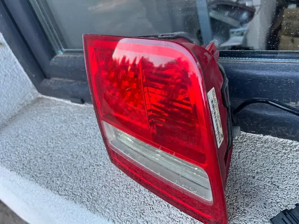 Audi A8 D3 Luz Trasera Izquierda LED image 2