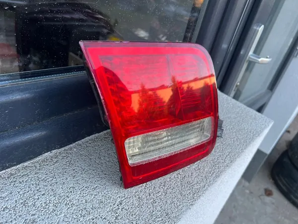 Audi A8 D3 Luz Trasera Izquierda LED image 3