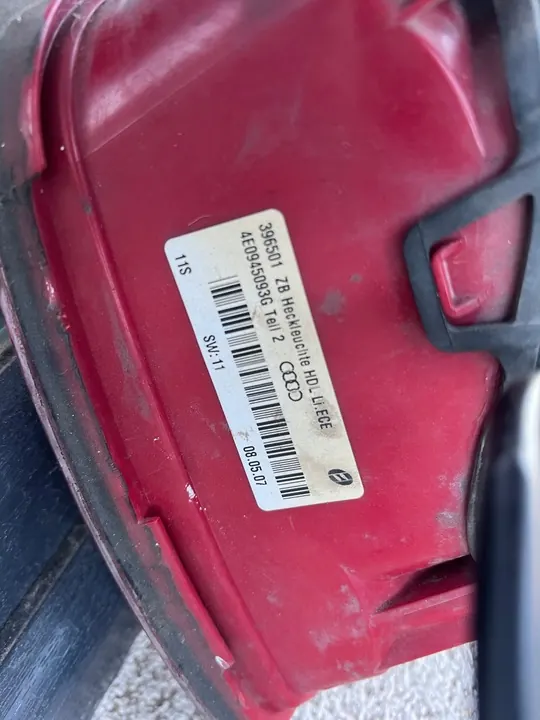 Audi A8 D3 Luz Trasera Izquierda LED image 8