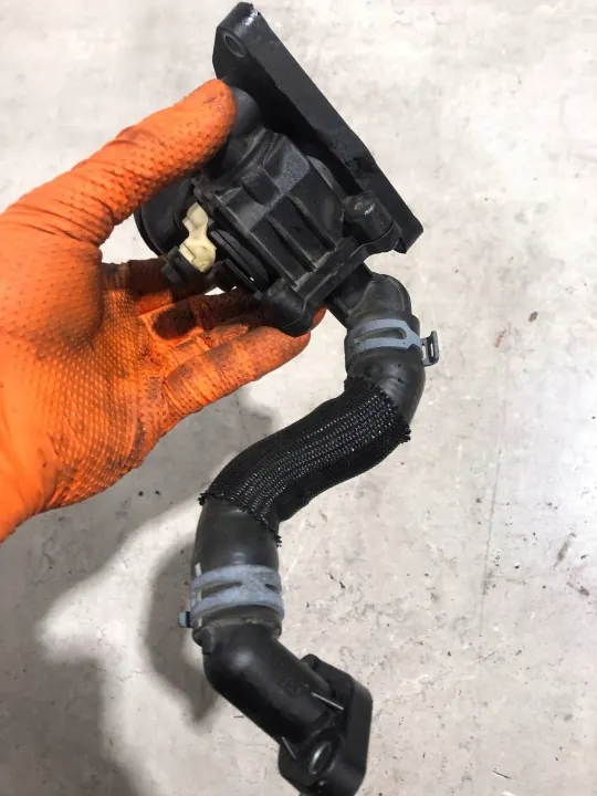 Lämmitysventtiili OEM 059121737AR VW Touareg III:lle image 5