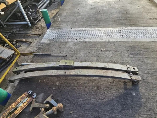 Ressort à lames OEM 123 pour DAF, MAN, Iveco, Mercedes image 7