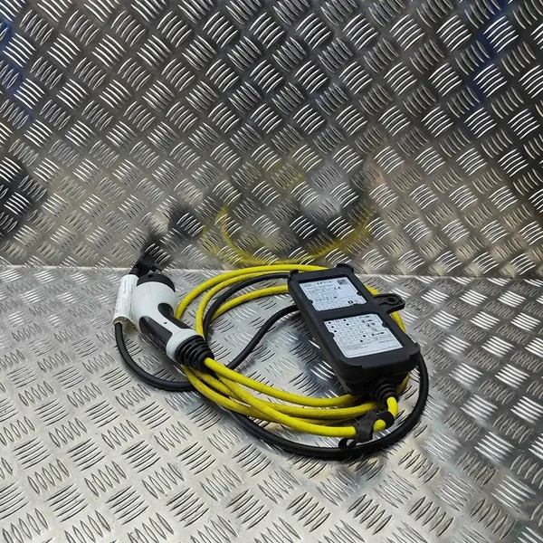 Câble de Charge de Batterie BMW 5 (G30) 2.0L 185kw 2020 OEM 7926153 image 1