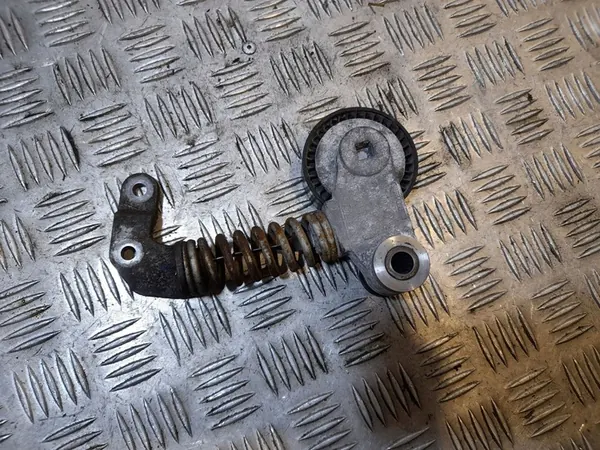 Audi A8 S8 D4 4H Vaihtovirtageneraattorin hihnapyörä OEM 079903133B image 3