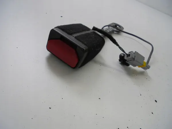 Voorste gordelsluiting OEM ZAPIĘCIE PASA PRZÓD Peugeot 2008 image 3