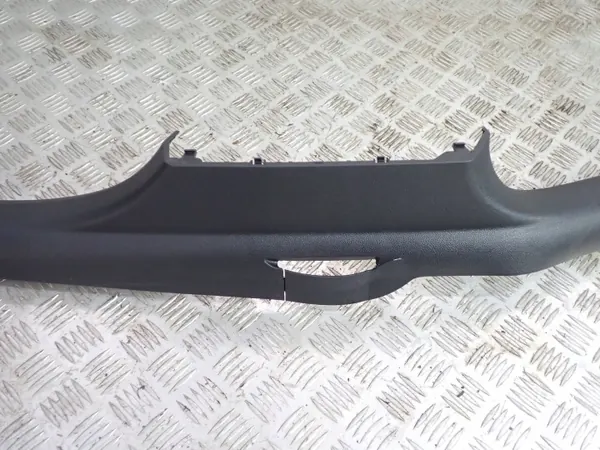 Skoda Octavia Mk4 Lado Direito Soleira & Pilar OEM 5E3853372 image 3