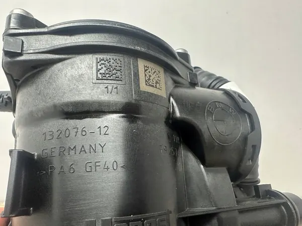 Separador de óleo BMW X3 X4 X5 G05 G20 G21 B57 OEM 11157925785 image 2
