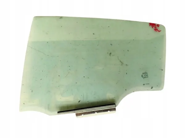 Vasen Takaoven Lasi OEM 16439265203 Toyota Yaris image 2
