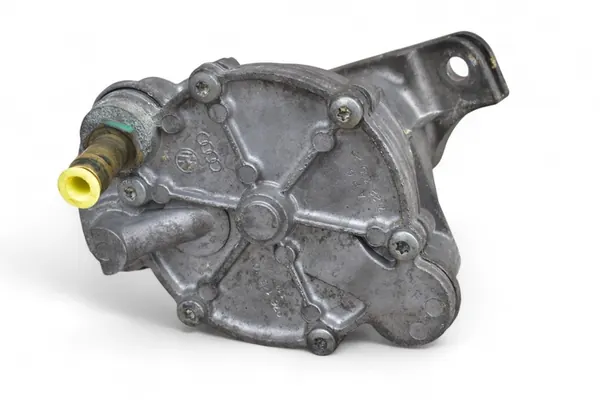 Volkswagenin imupumppu 2.5 TDI image 3