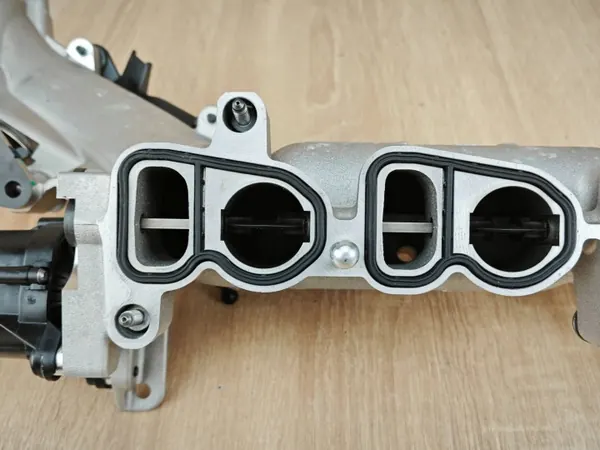 Insugningsgrenrör OEM 7925777 för BMW 2.0D image 10