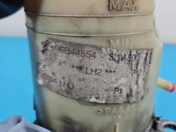 Bomba de direção assistida Ford Kuga MK1 08-13 4M513K514CC image 6