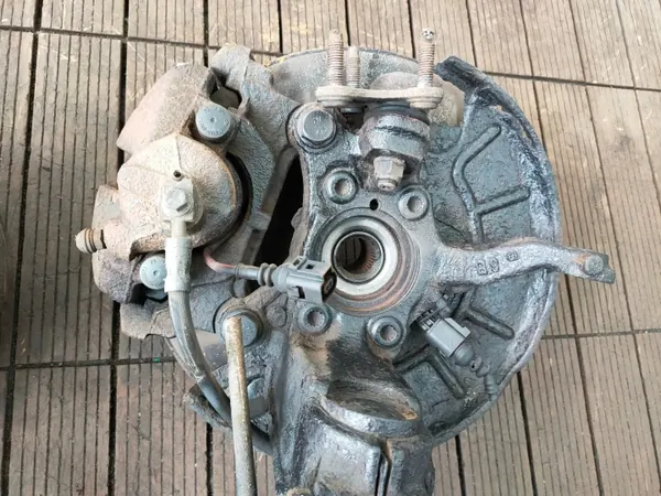 VW SCIROCCO III 08-17 2.0 TSI McPherson - OEM image 6