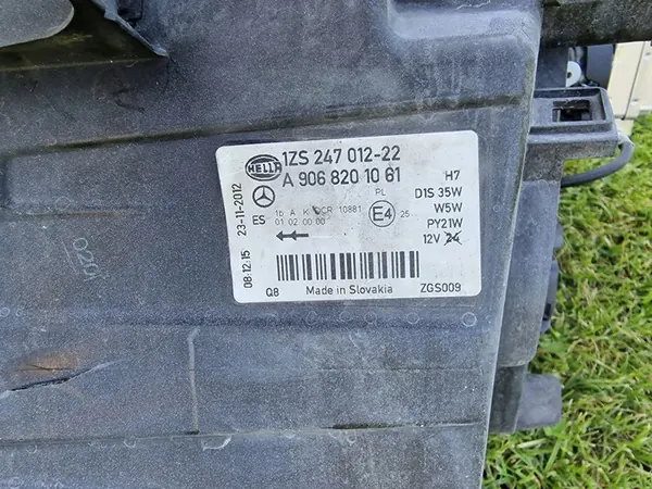 Rechter XENON Lamp A9068201061 MERCEDES SPRINTER W 906 image 4