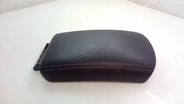 Begagnad Infiniti Q50 armstödslock OEM 0 image 7