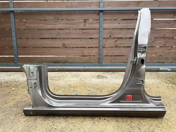 Seuil de Porte Gauche PEUGEOT 308 T9 - Pièce OEM image 3