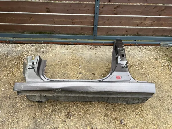 Seuil de Porte Gauche PEUGEOT 308 T9 - Pièce OEM image 4