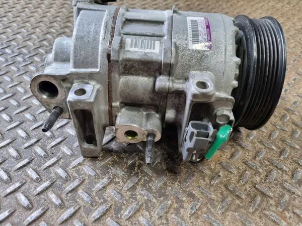 Embreagem compressor AC OEM 68160395AB para Dodge image 3